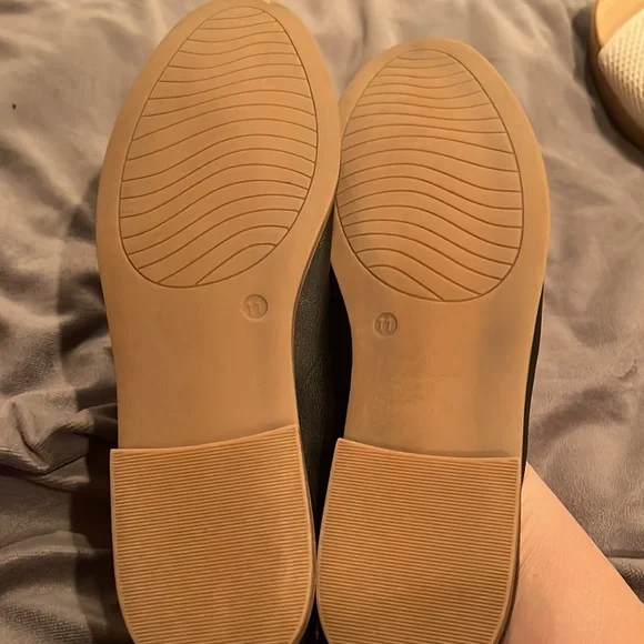 Black flats - Picture 3 of 3